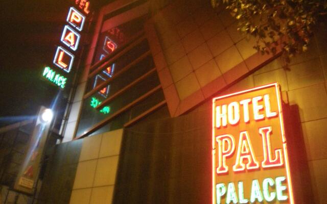 Hotel Pal Palace