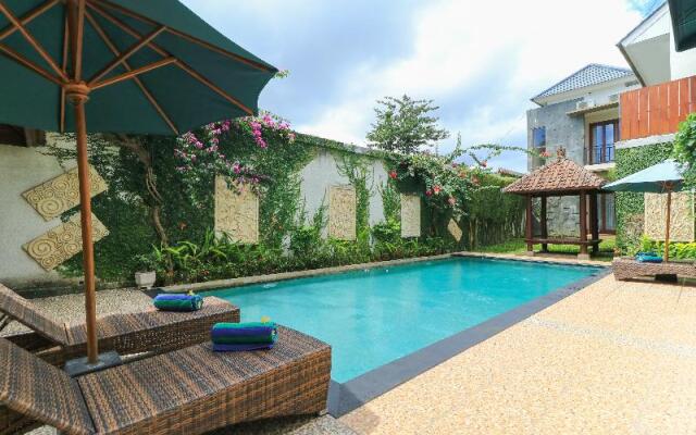 Royal Majesty Villas Jimbaran by ZUZU