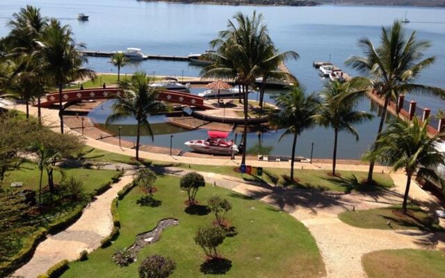 Lake Side Apart Hotel