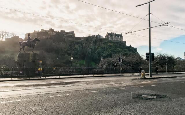 Edinburgh City Centre Jasmine Apartment -SLEEPS 7