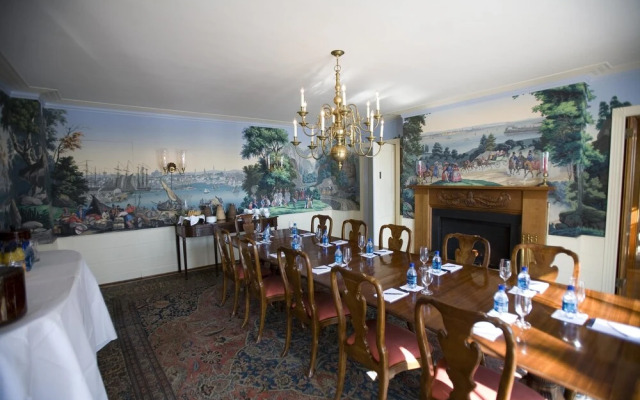 Goodstone Inn & Restaurant