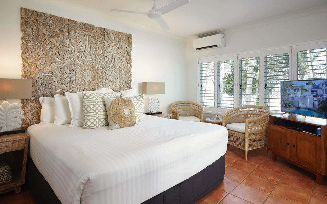 The Reef House Adults Retreat