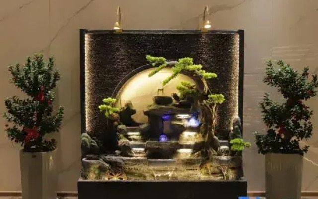 Xi'an Holiday Hotel (Xiangyin Zongxu Square)