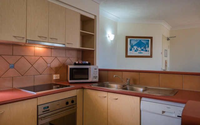 San Mateo on Broadbeach