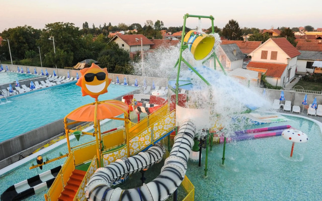 Hotel Hollywoodland Wellness & Aquapark