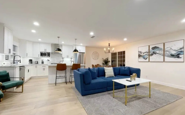 @ Marbella Lane - Contemporary Sophisticated Home