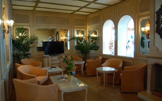 Villa Laguna