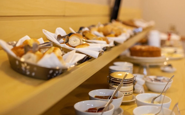 Tri Hotel & Flat Caxias