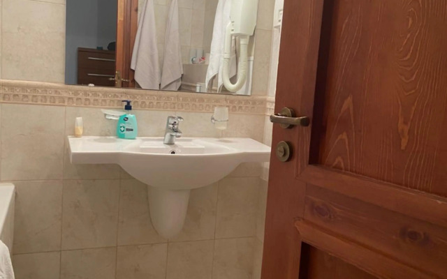 Апартамент 41/401В, хотел Св.Иван Рилски хотел, СПА и Апартаменти