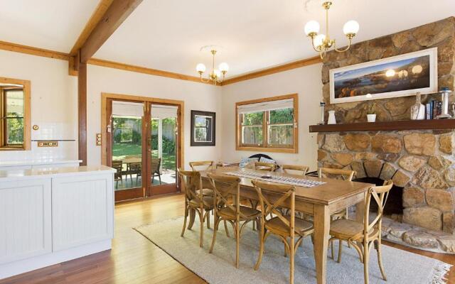 10 Harper Crescent Narooma