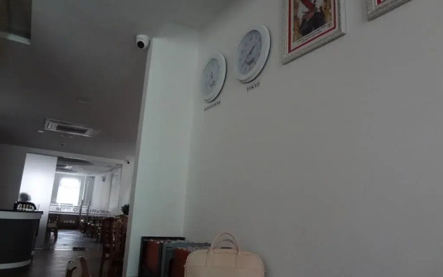 Hotel 365