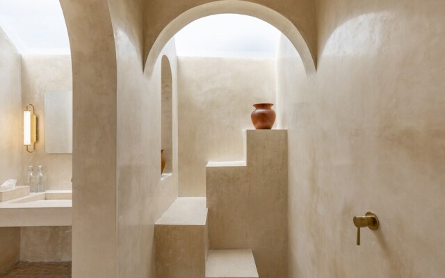 Luxe & Unique Honeymoon Bocami Suites-1 By Azure