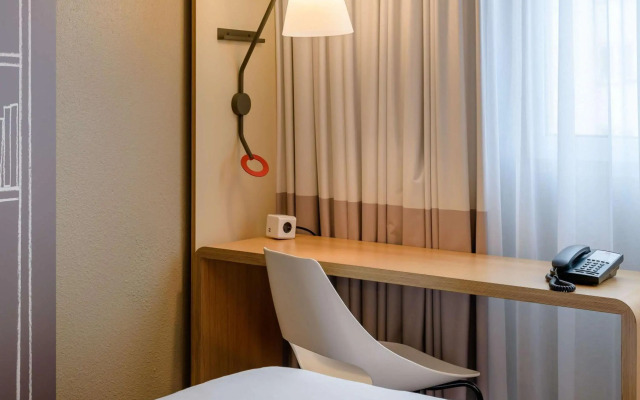 Peyk Hotel