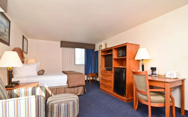 Best Western Valdez Harbor Inn