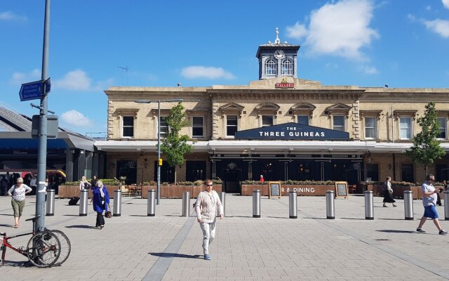 Central Reading Friar Street Serviced Apartment