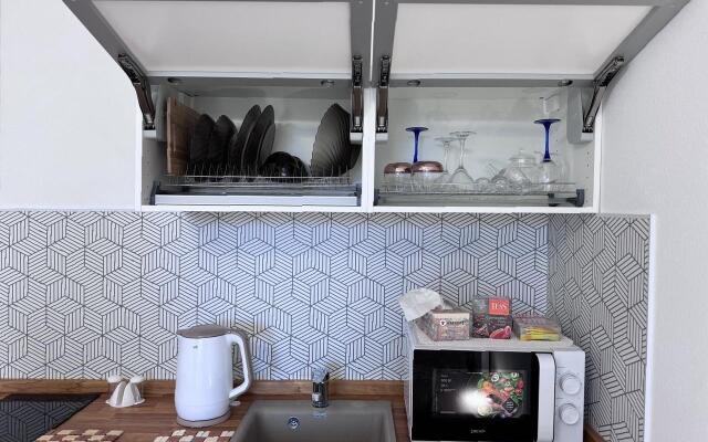 Aura (Аура) на проспекте Столетия Владивостока