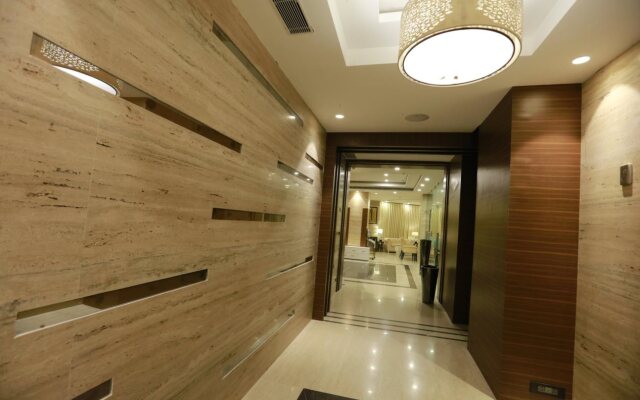 Hotel Pal Heights Mantra