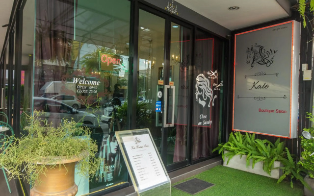Baan Nilrath Hotel