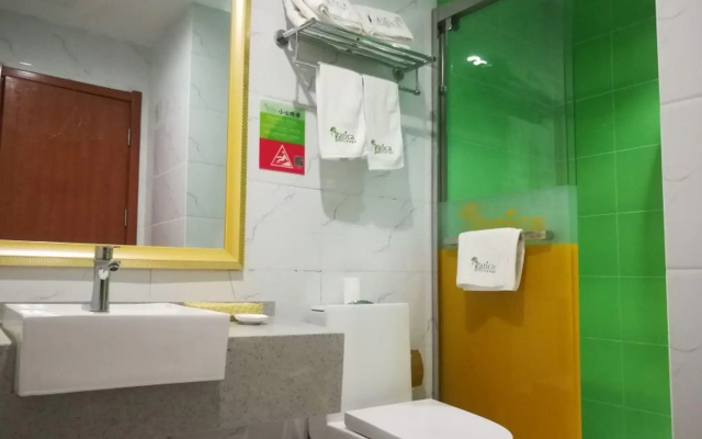 Vatica Hefei Luyang District Linquan Road Hewa Road Hotel