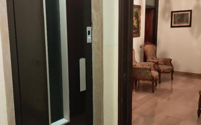 Antonelli Apartments