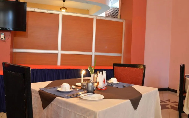Royal City Hotel