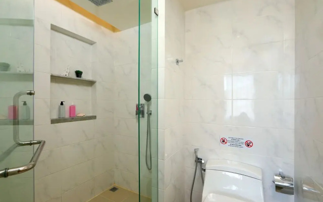 The Aristo Beach Front 33 by Holy Cow