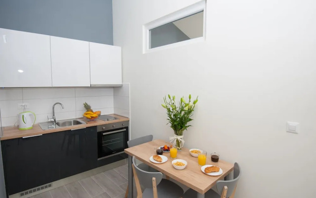 Seaside Luxury Suites