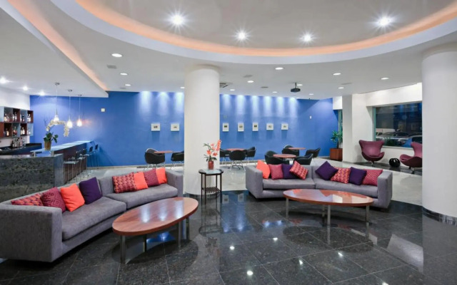 Regency Park Hotel