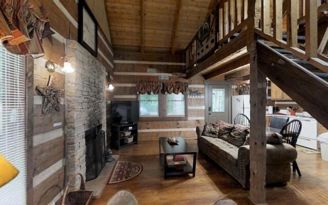 Hanky Panky 1 Bedroom Cabin