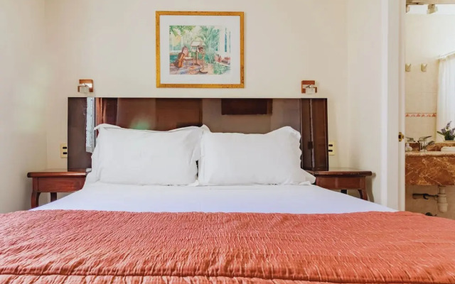 Orly Suites