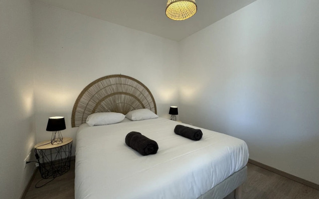 House in Le Mans With Private Courtyard