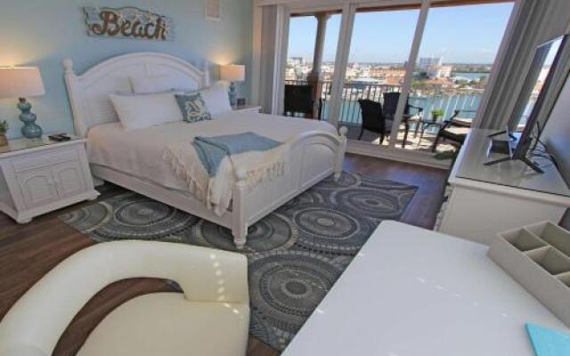 807 Harborview Grande