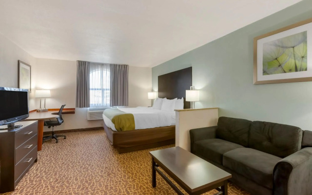 Quality Inn Alexis Rd