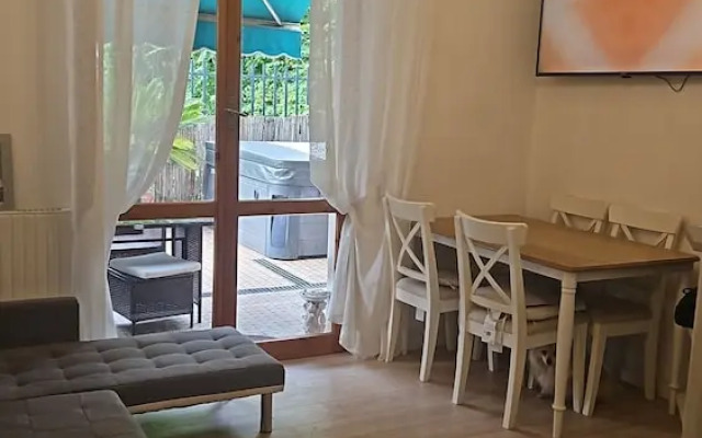 Rapallo 2-bed Apt, Sleeps 5 With Hot Tub