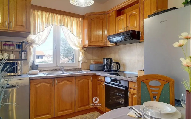 Comfortable Home With Private Covered Balcony