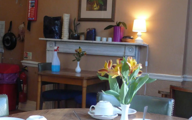 Pickwick Hall - Hostel