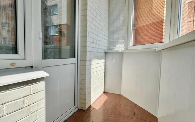 Стильные 2-комнатные апартаменты в светлых тонах, центр Полтавы