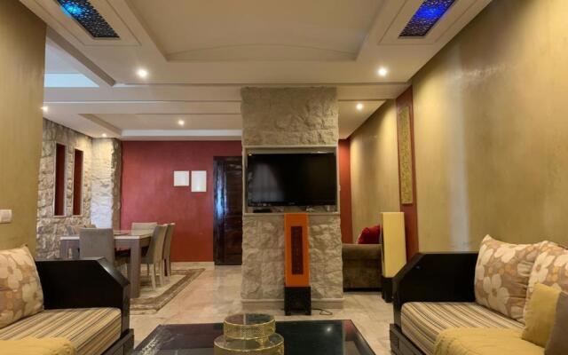 Iris beach luxurious apartment