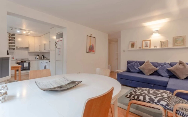 Elephant and Castle 2 Bedroom Apartment