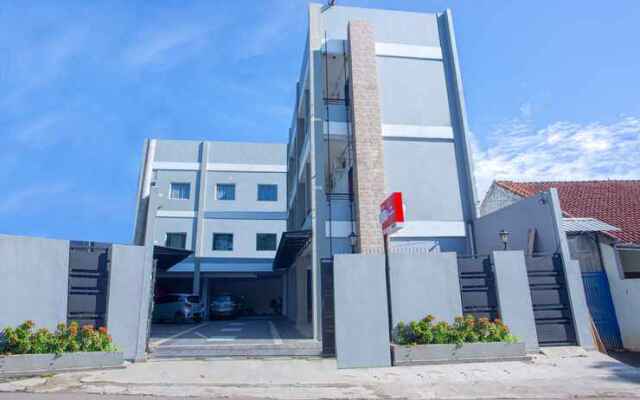 OYO 2973 Hba Residence