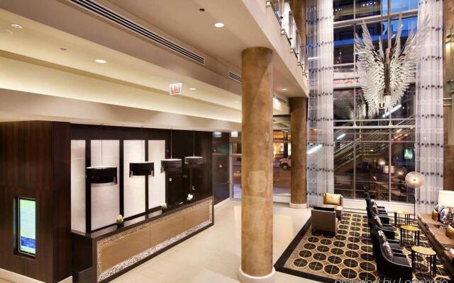theWit Chicago, a Hilton Hotel