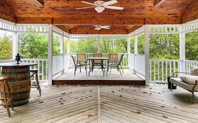 Waterfront Beaver Lake House w/ Deck & Fire Pit!