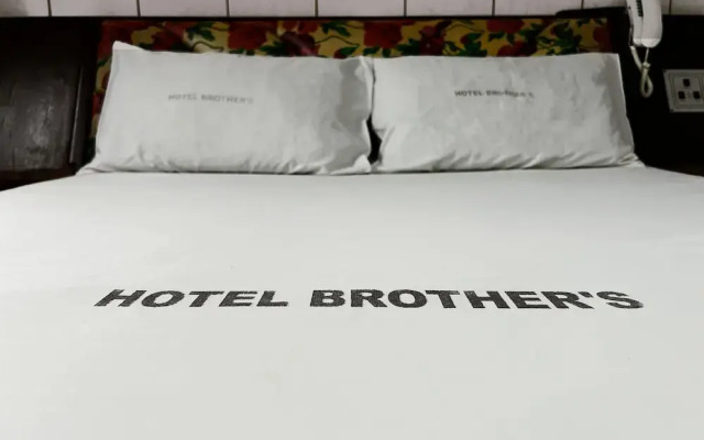 Hotel Brothers