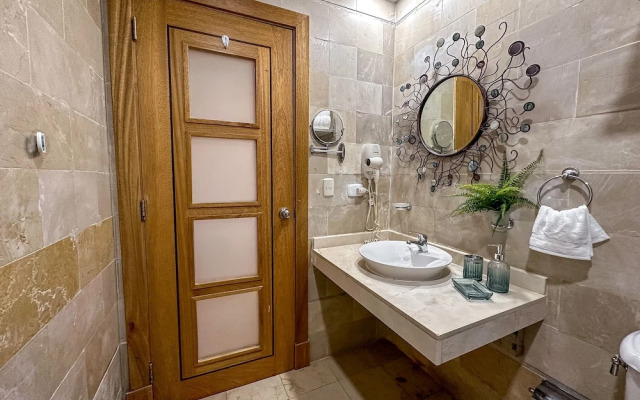 Fantastic beachfront 2 bedroom apartment