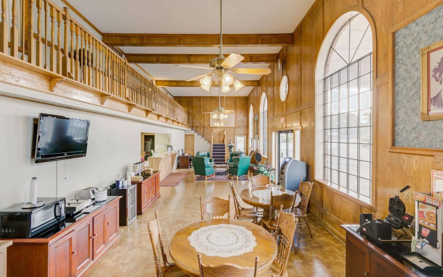 Lake View Inn