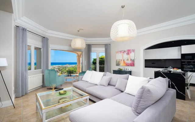 Marvelous Villa With Panoramic sea View & Pool