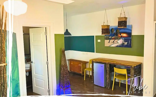 Tribe Inn & Rooftop Lounge