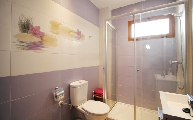 1077 Apartment Paola