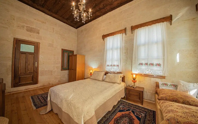 Upper Greek House