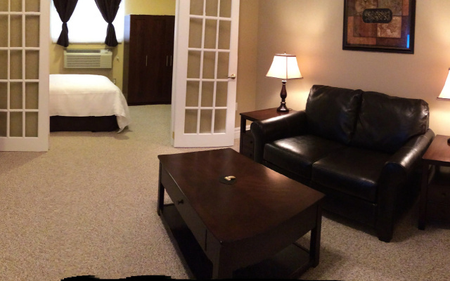 Balsam Suites Boutique Inn & Residence